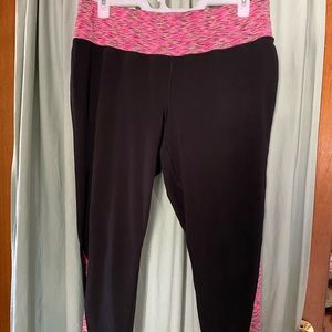 Livi Active leggings, Plus size, Activewear